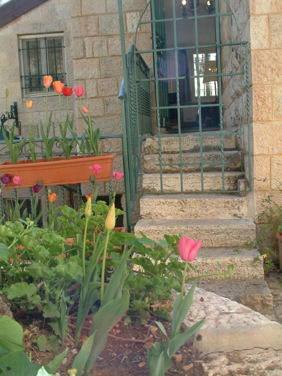 Avissar House Jerusalem Exterior photo