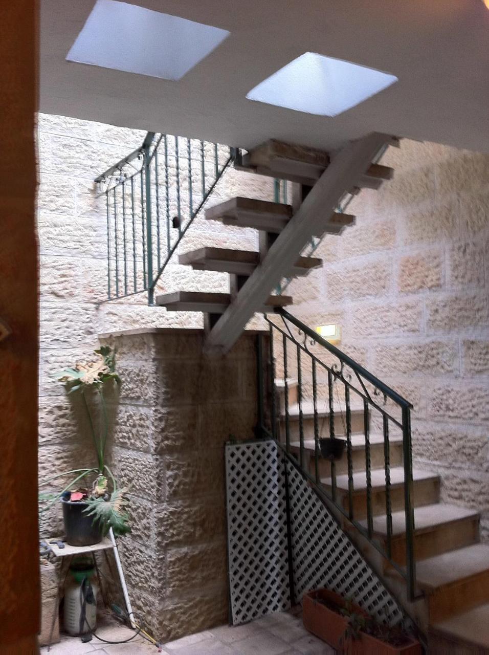 Avissar House Jerusalem Exterior photo